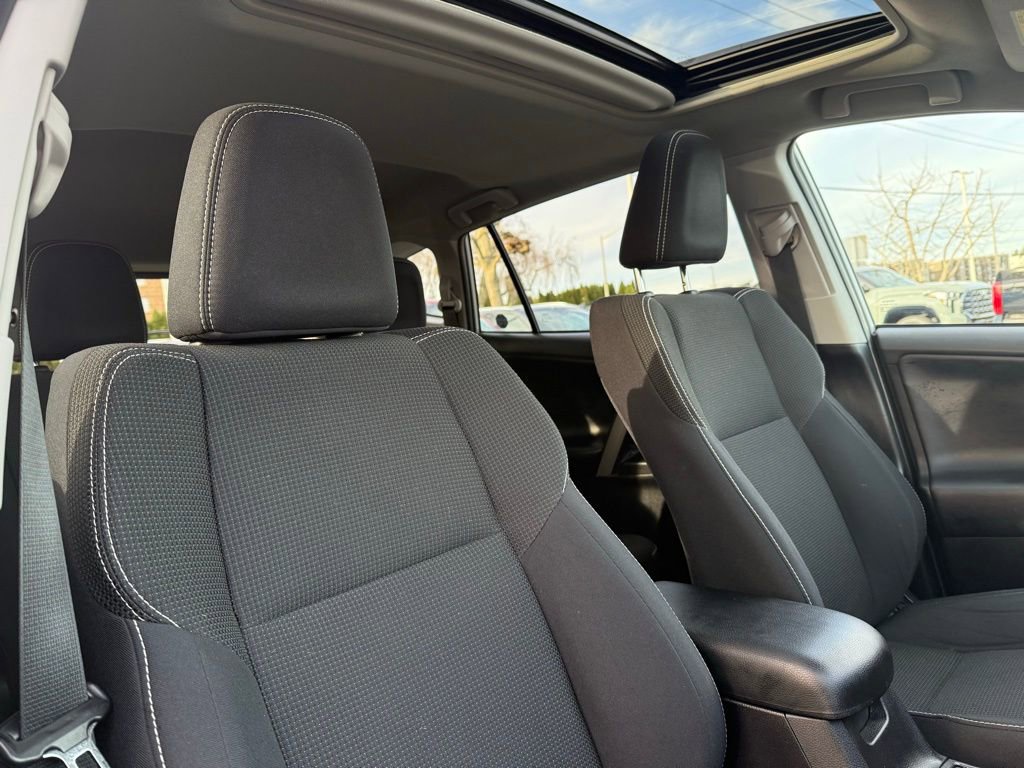 Used 2018 Toyota RAV4 Adventure image 23