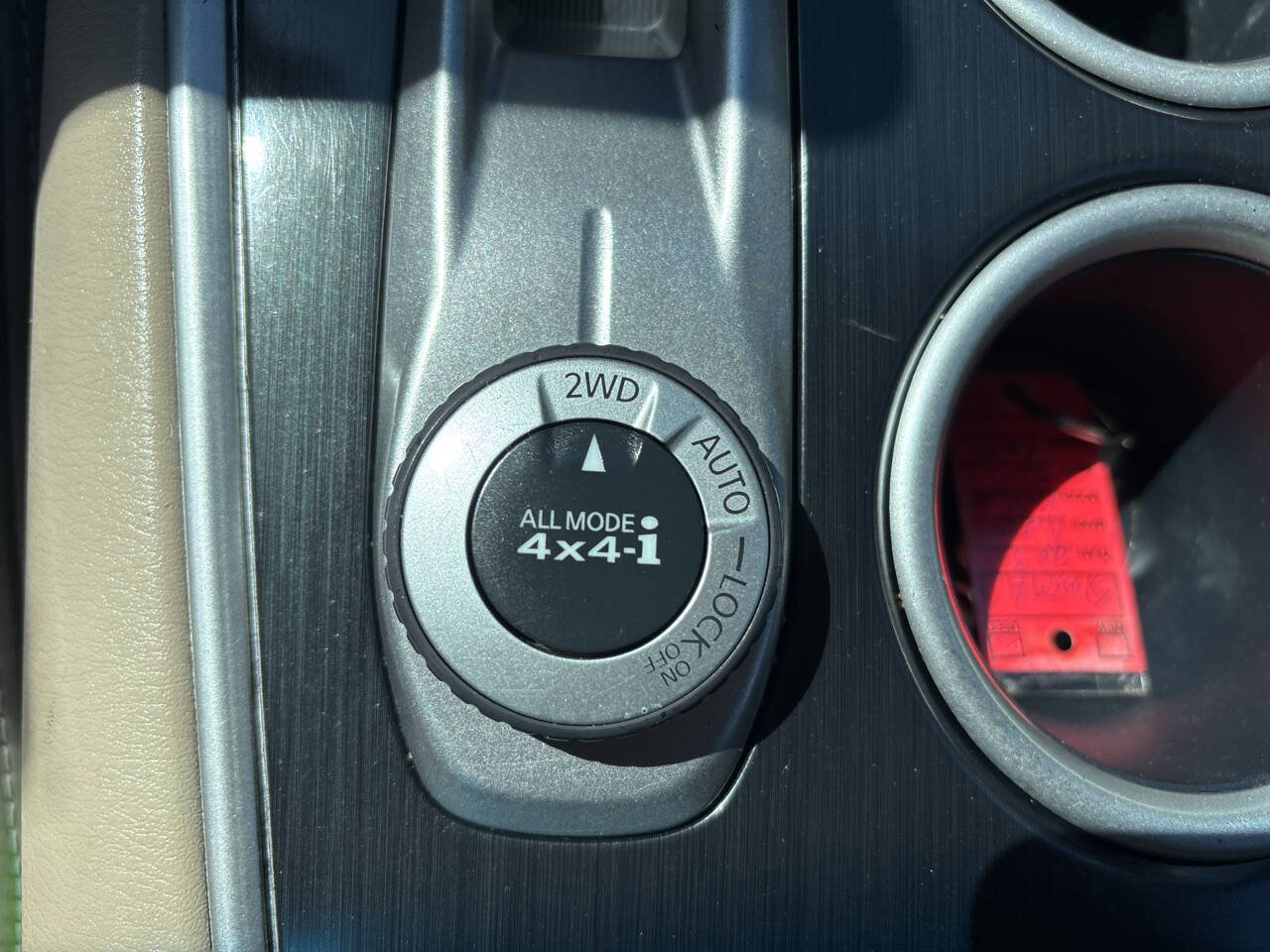 Used 2013 Nissan Pathfinder S AWD/4WD image 21