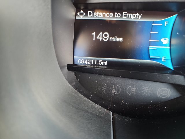 Used 2018 Ford Edge Titanium w/ Equipment Group 301A FWD image 16