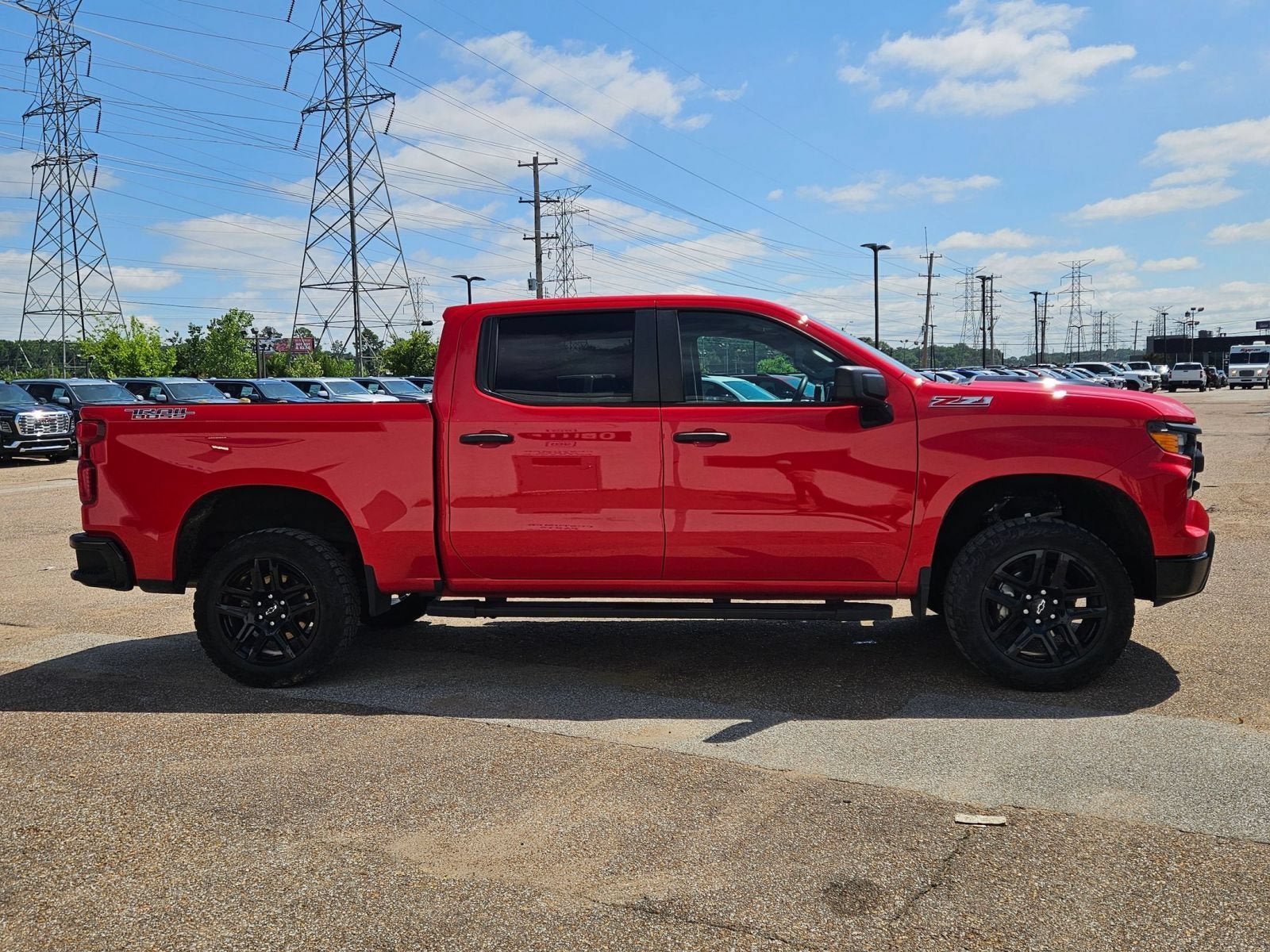 Used 2024 Chevrolet Silverado 1500 Custom Trail Boss AWD/4WD image 7