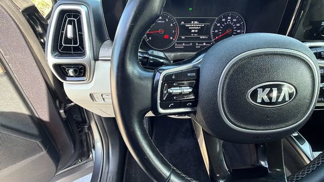 Used 2021 Kia Sorento EX w/ Panoramic Sunroof Package image 28
