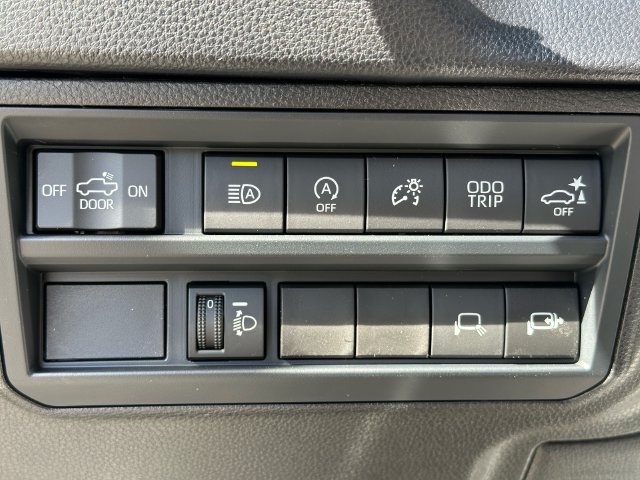 New 2026 Toyota Tundra SR5 AWD/4WD image 18