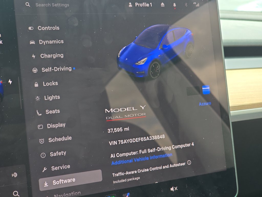 Used 2025 Tesla Model Y Performance AWD/4WD image 12