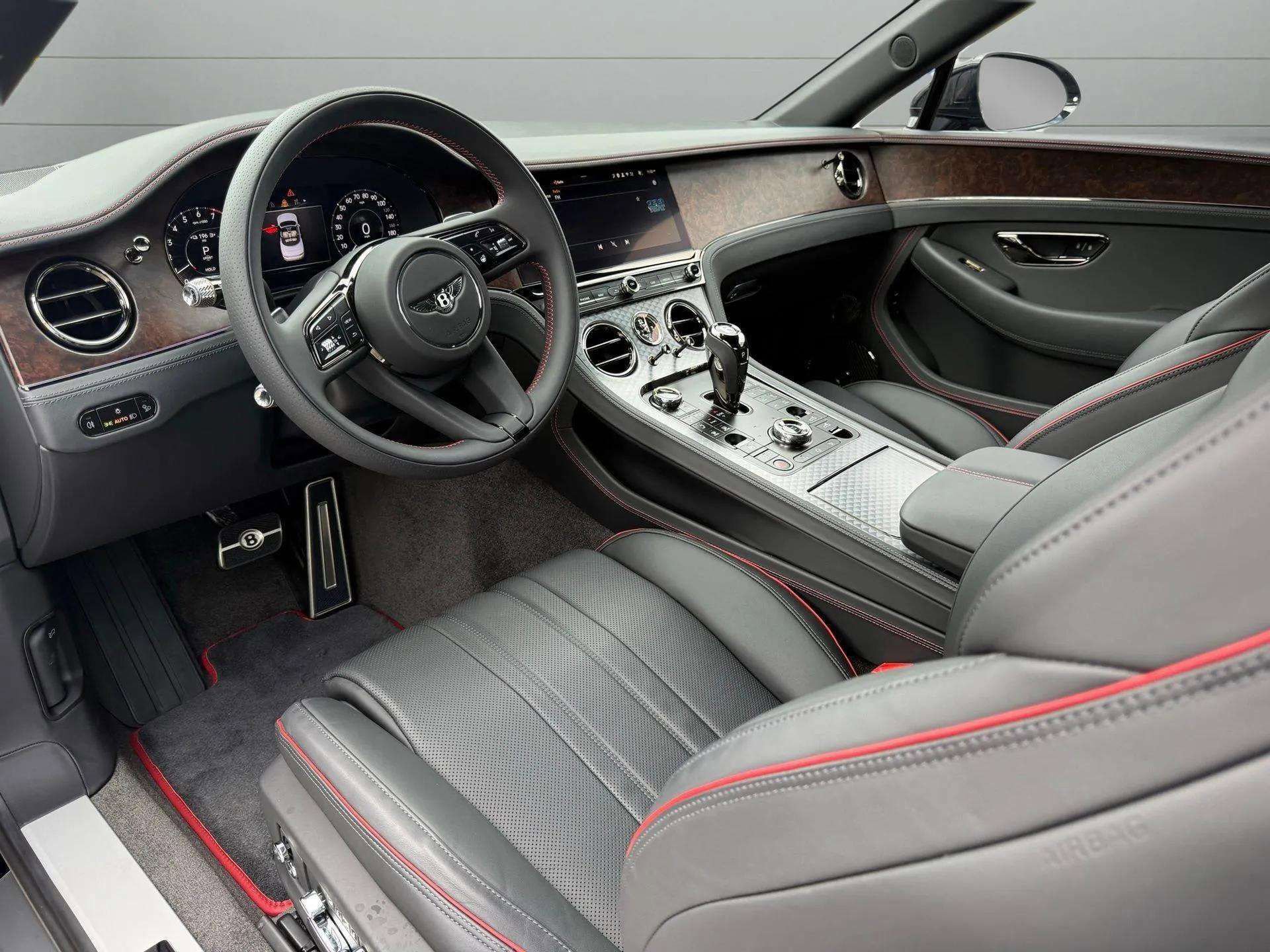 Certified 2025 Bentley Continental GT Mulliner image 21