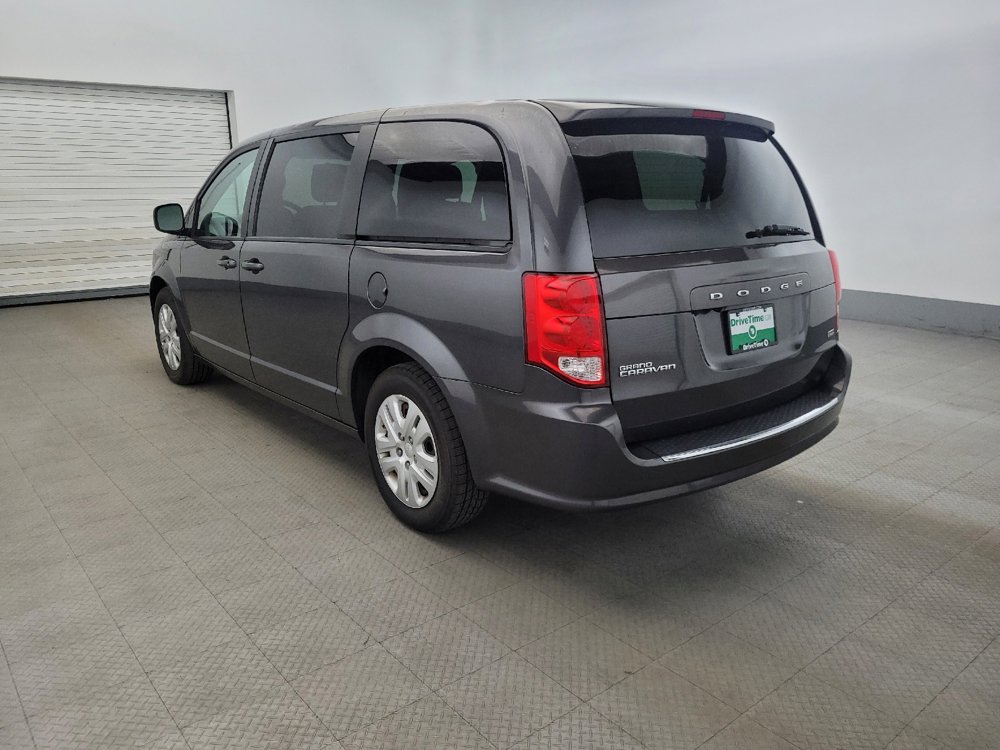 Used 2018 Dodge Grand Caravan SE image 5