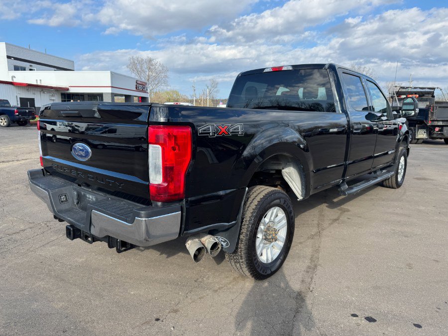 Used 2018 Ford F350 XLT AWD/4WD image 5
