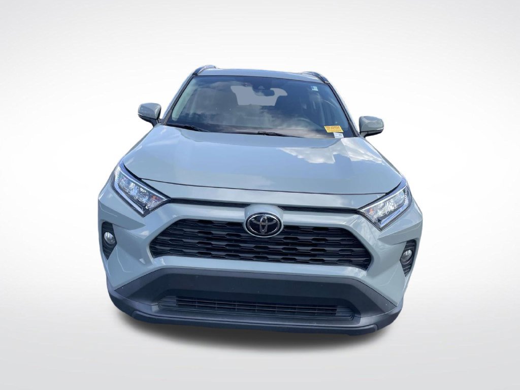 Used 2019 Toyota RAV4 XLE Premium w/ Cold Weather Package FWD image 2