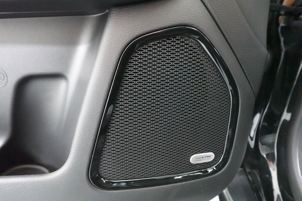 New 2026 Jeep Compass Latitude w/ Sun and Sound Group image 22
