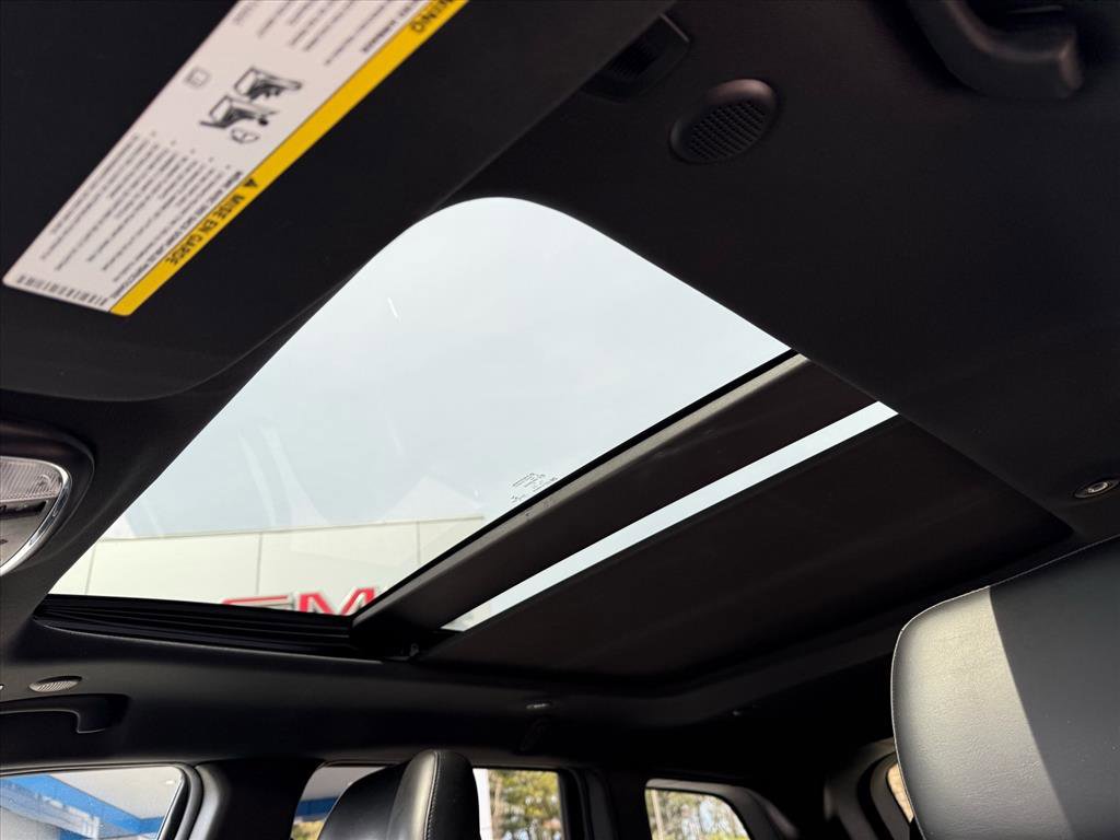 Used 2019 Jeep Grand Cherokee Limited w/ Luxury Group II image 13