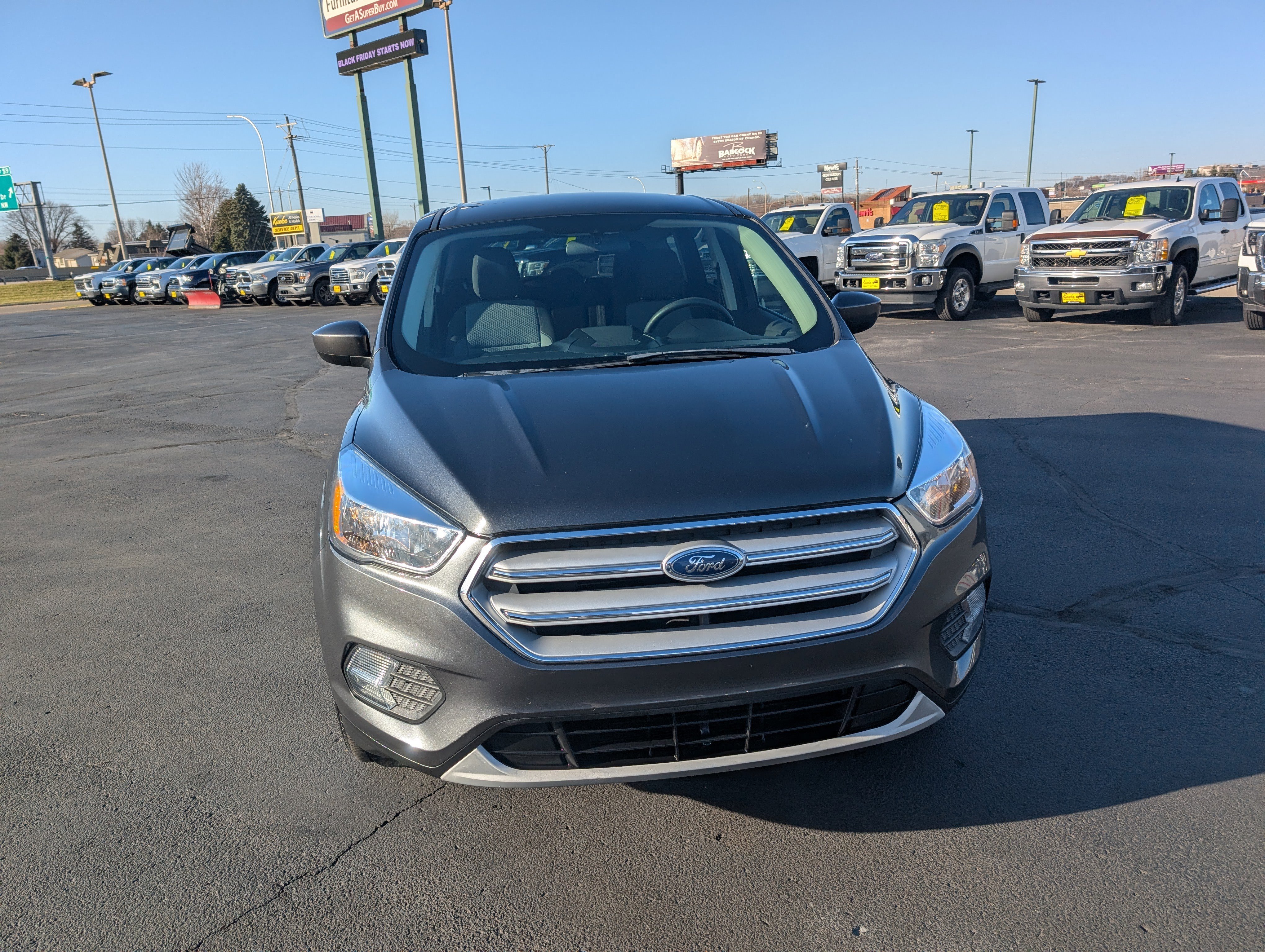 Used 2019 Ford Escape SE image 3