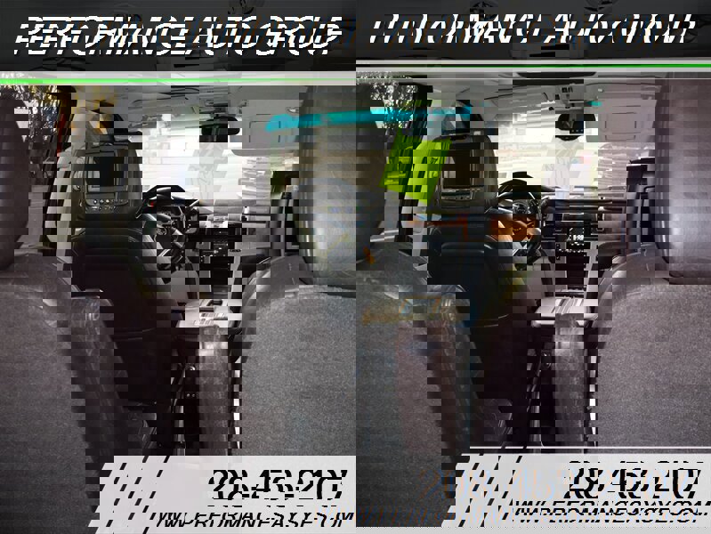 Used 2013 Cadillac Escalade Platinum image 11