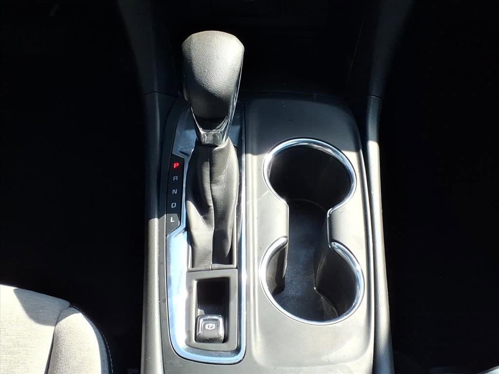 Used 2022 Chevrolet Equinox LS w/ LS Convenience Package FWD image 25