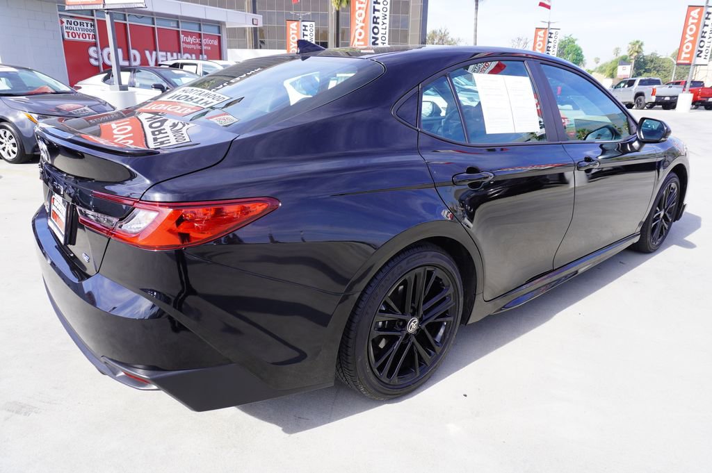 Certified 2025 Toyota Camry SE image 7