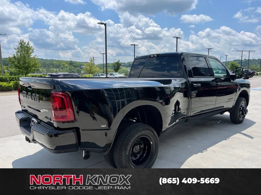 New 2026 RAM 3500 Big Horn AWD/4WD image 21