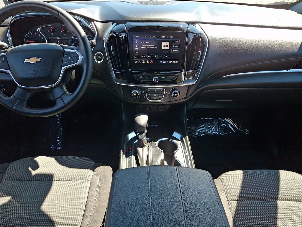 Used 2023 Chevrolet Traverse LT AWD/4WD image 16