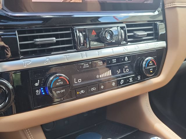 New 2026 Nissan Pathfinder Platinum AWD/4WD image 31