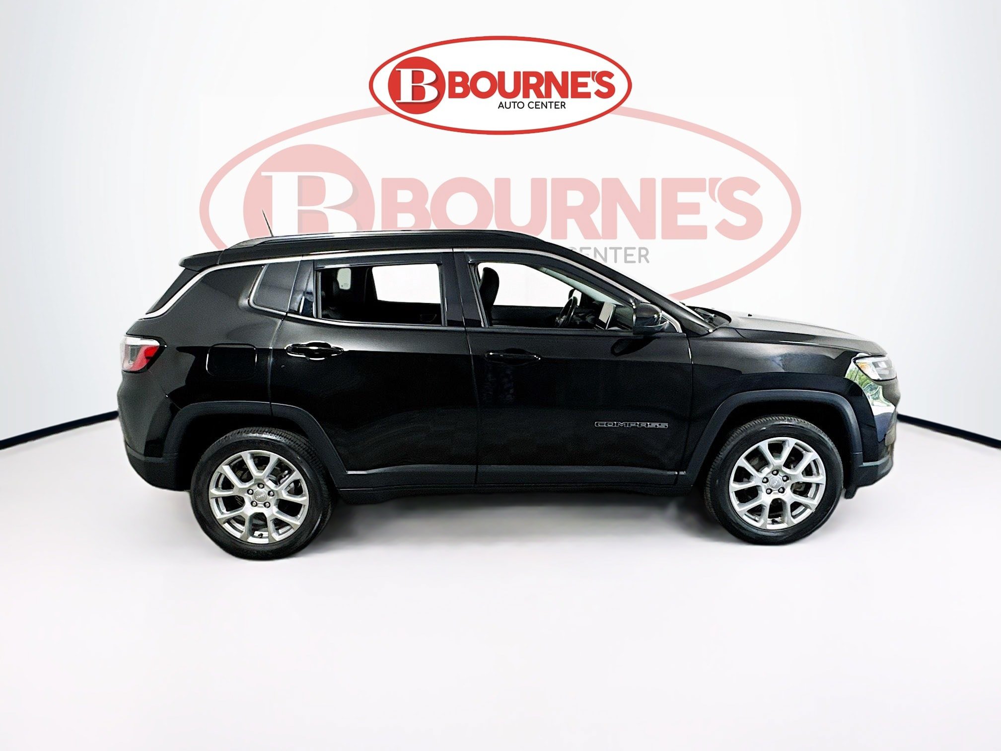 Used 2022 Jeep Compass Latitude AWD/4WD image 10