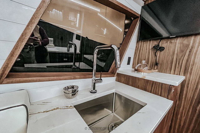 Used 2022 Ford F550 4x4 Crew Cab Super Duty w/ Power Equipment Group image 55