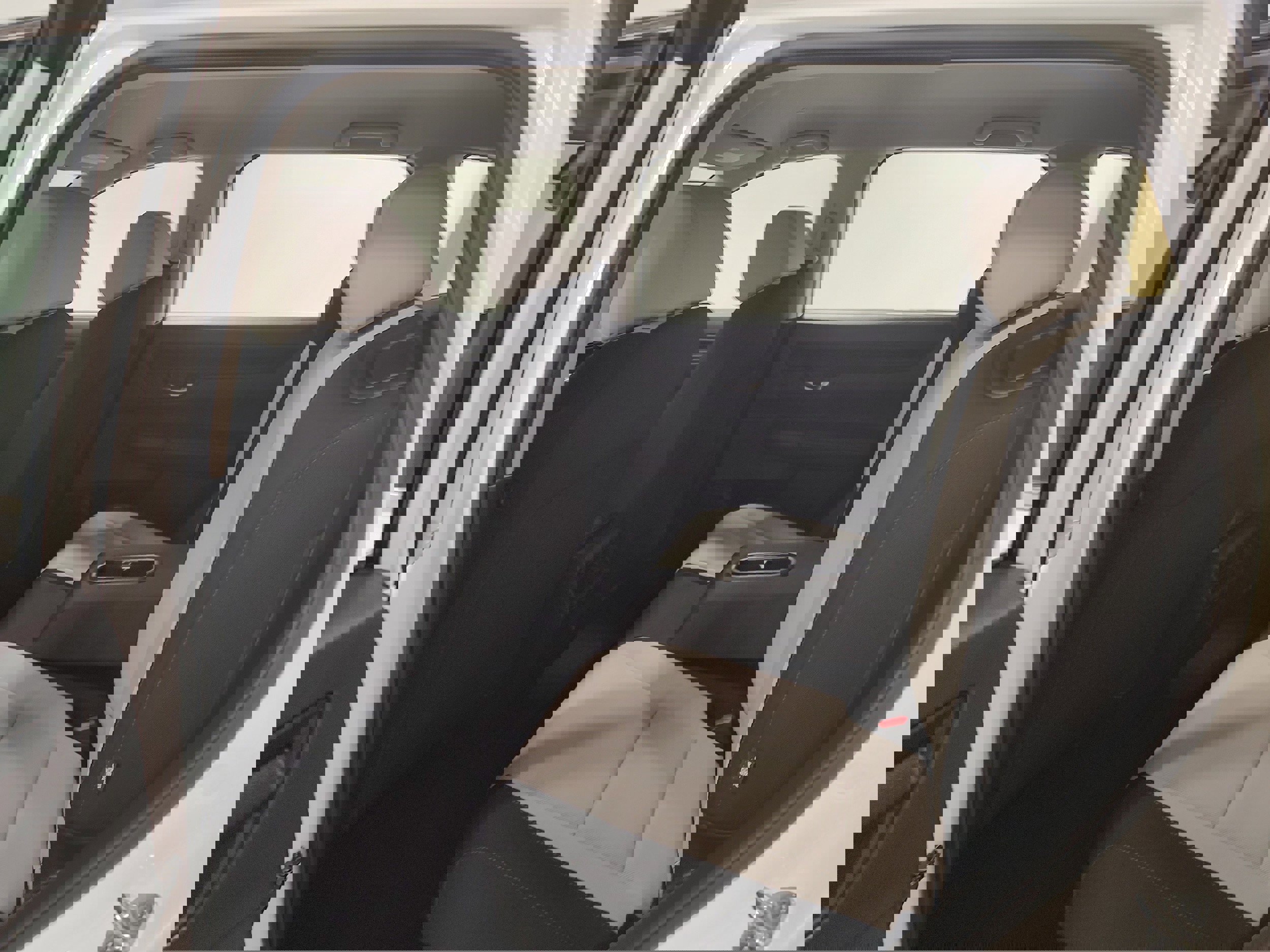 Used 2023 Honda CR-V LX image 11