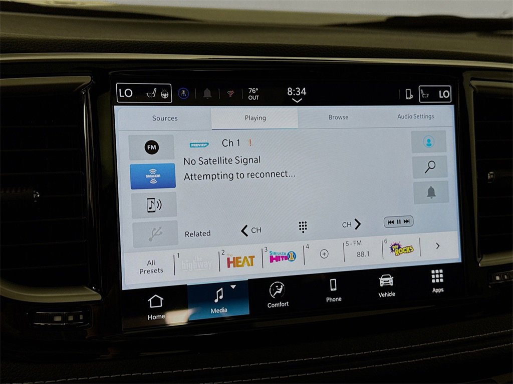 New 2026 Chrysler Pacifica Select image 15