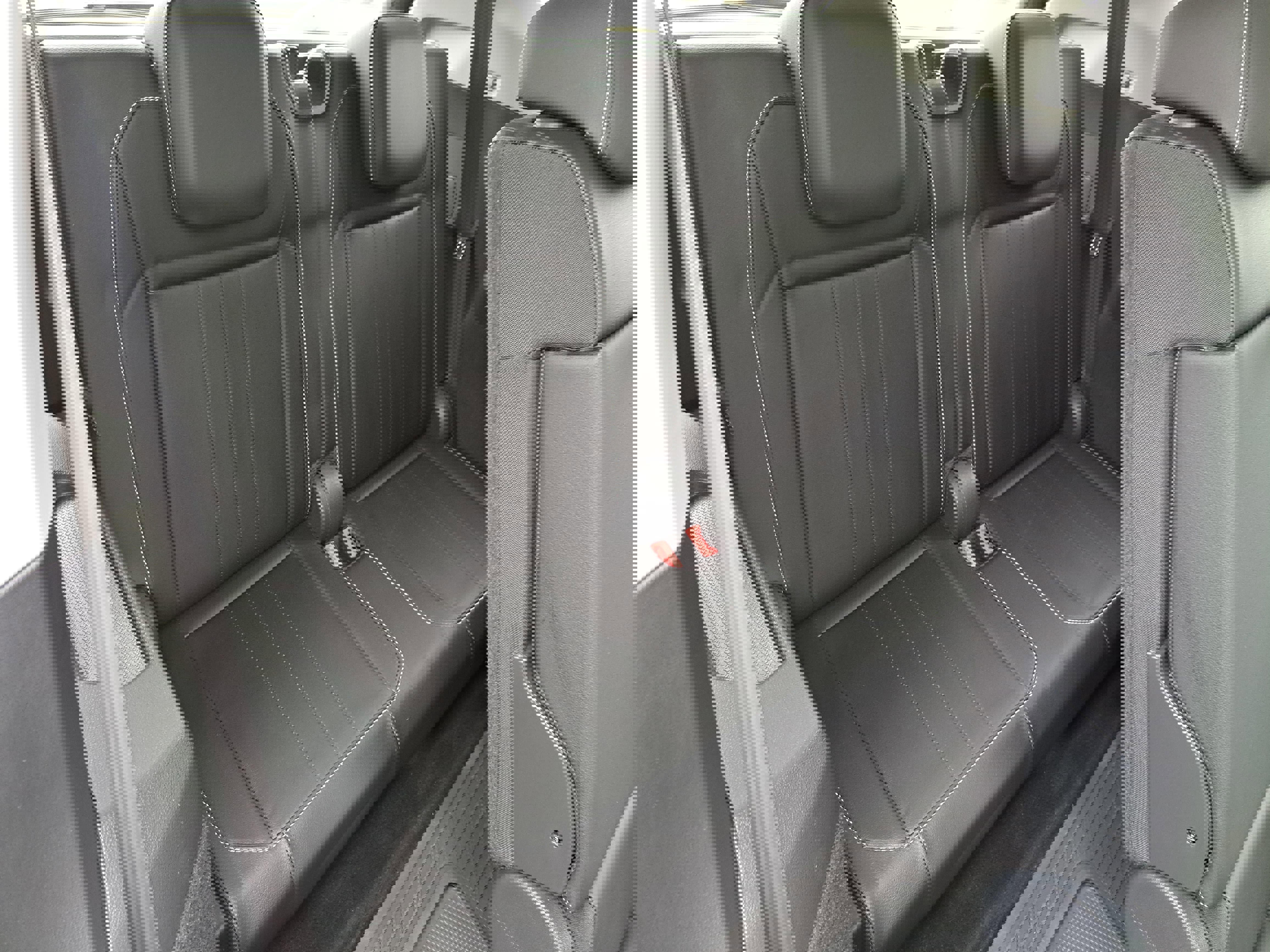 Certified 2023 Volkswagen Tiguan SE w/ Panoramic Sunroof Package image 12