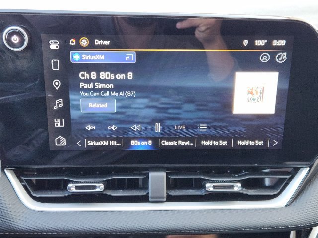 Used 2026 Chevrolet Equinox LT FWD image 5