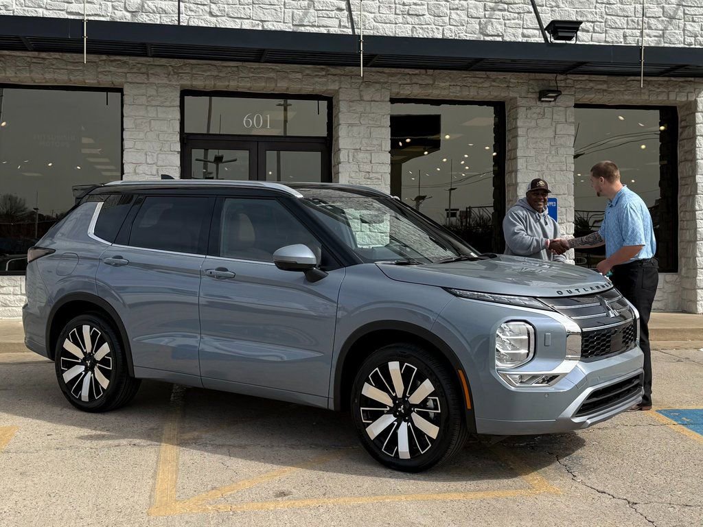 New 2026 Mitsubishi Outlander SE image 53