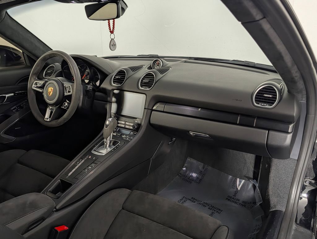 Certified 2019 Porsche 718 Cayman GTS RWD image 18