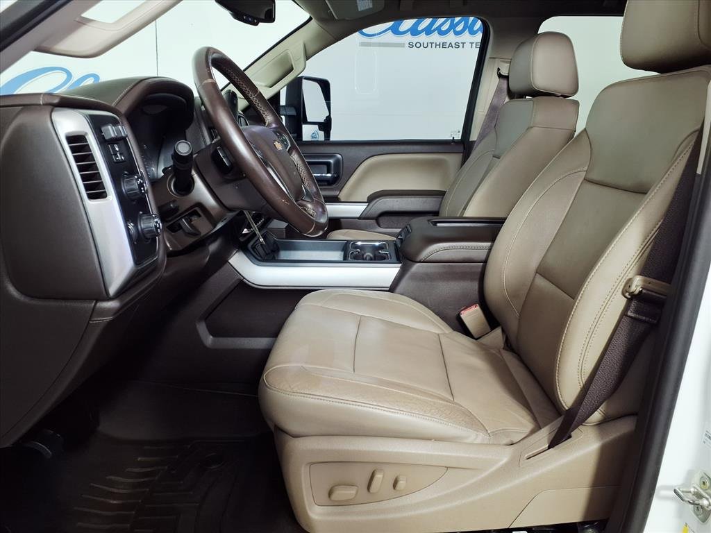 Used 2018 Chevrolet Silverado 2500 LTZ w/ Duramax Plus Package image 9