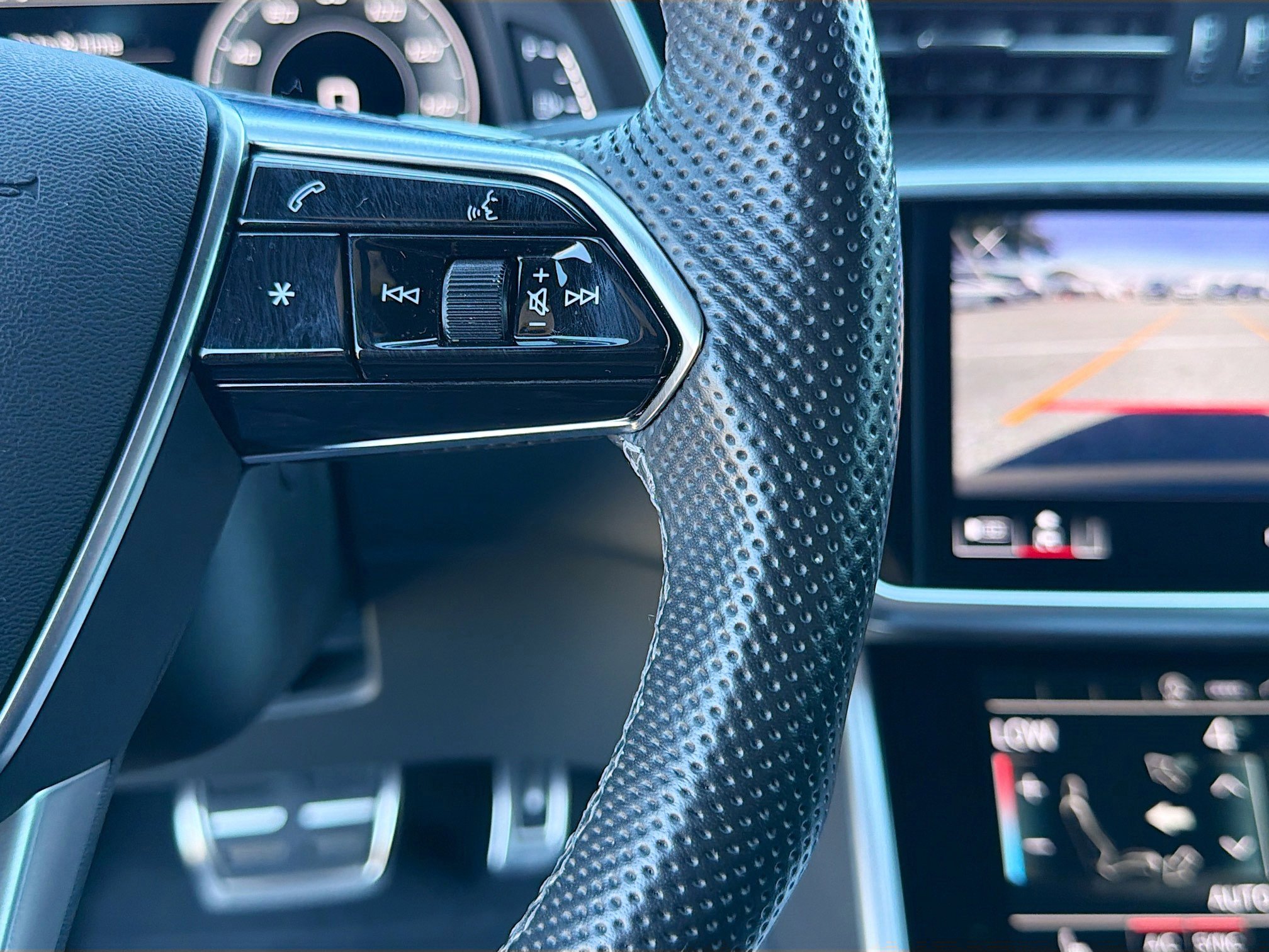 Used 2022 Audi S7 Premium Plus image 38