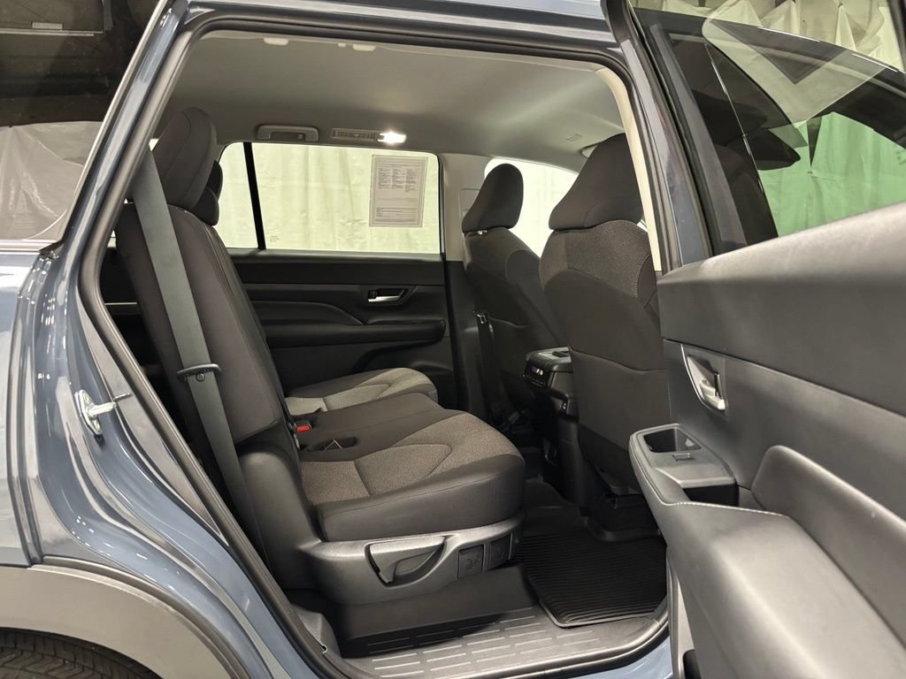 Used 2026 Toyota Grand Highlander AWD image 55