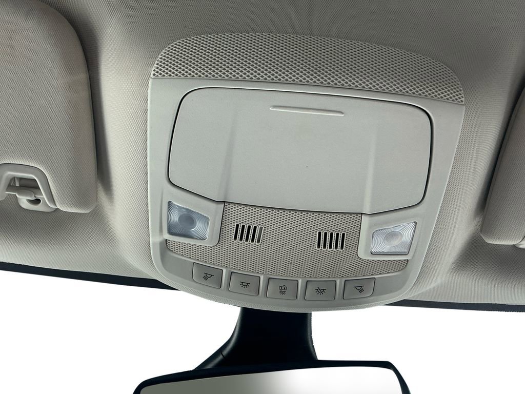 Used 2024 Ford Edge SEL image 23