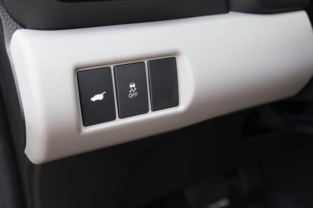 New 2025 Honda Pilot Touring image 13