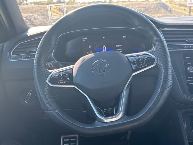 Used 2024 Volkswagen Tiguan SE R-Line image 14