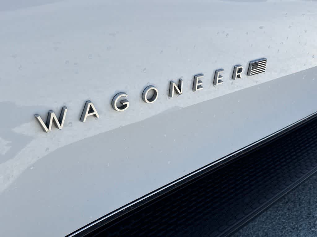 Used 2024 Jeep Wagoneer Series III w/ Flexible Seating Group AWD/4WD image 10