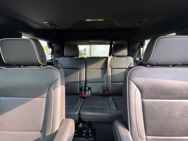 Used 2024 GMC Yukon SLT w/ SLT Luxury Package AWD/4WD image 20