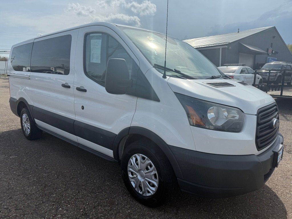 Used 2016 Ford Transit 150 XL image 3