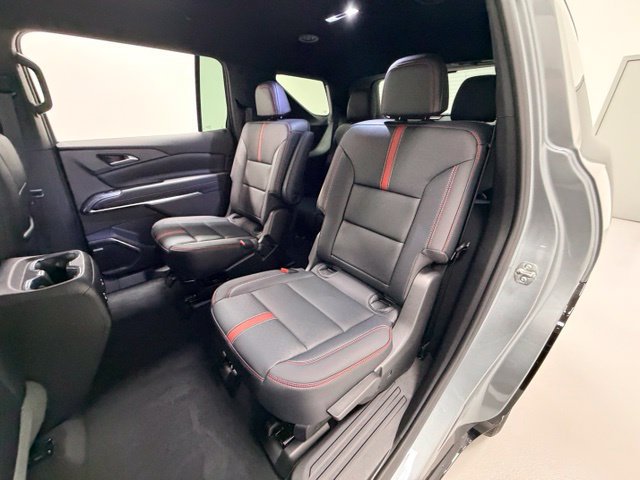 Certified 2026 Chevrolet Traverse RS FWD image 22