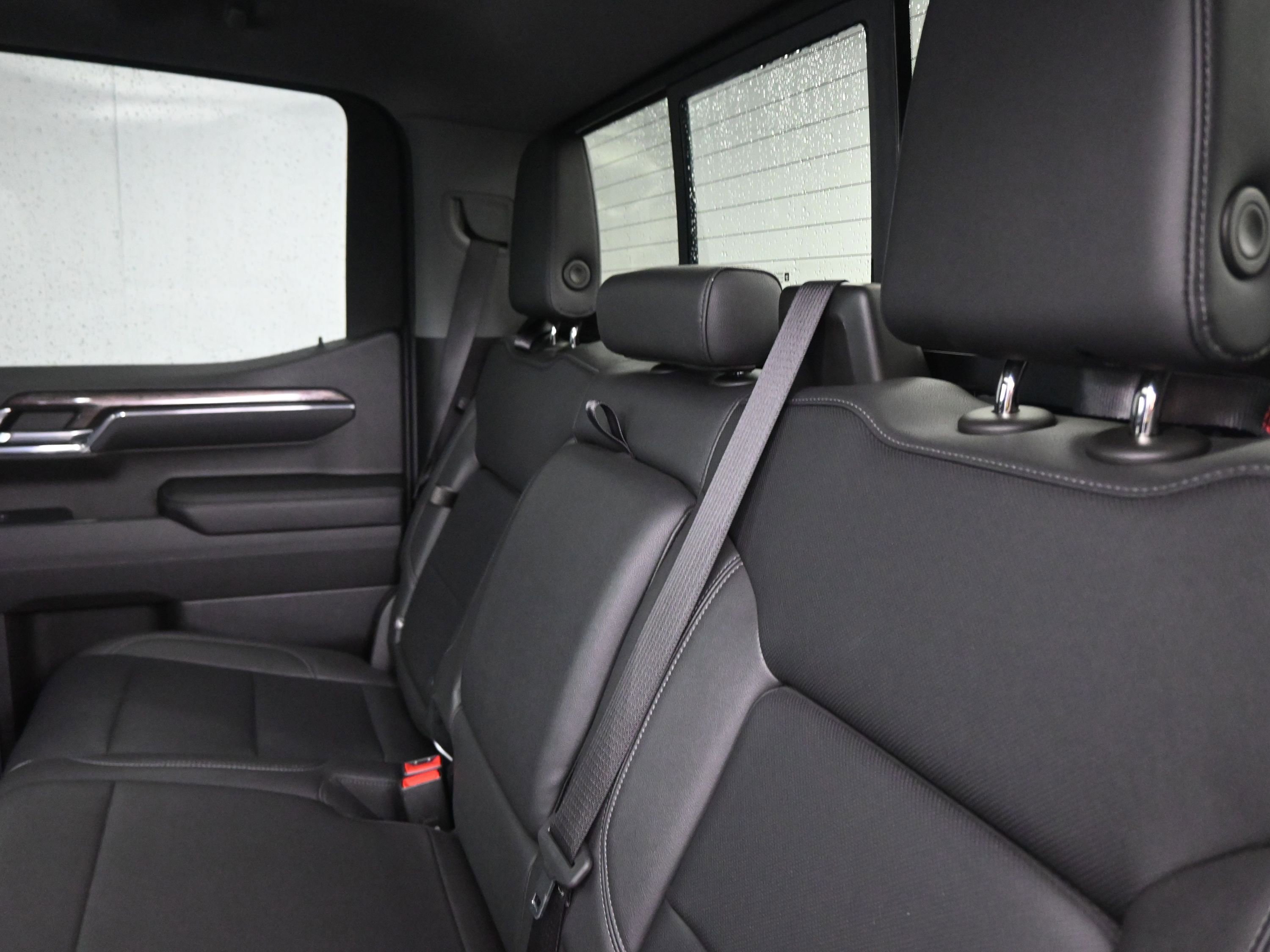 Used 2023 Chevrolet Silverado 1500 LTZ w/ LTZ Premium Package image 18