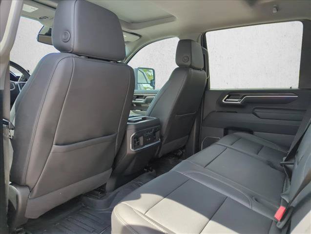 Used 2025 GMC Sierra 2500 SLT w/ SLT Premium Package AWD/4WD image 18