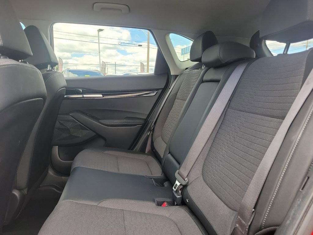 Used 2023 Kia Seltos S FWD image 12