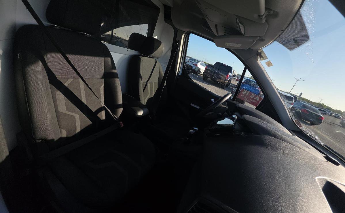 Used 2015 Ford Transit Connect XLT image 8