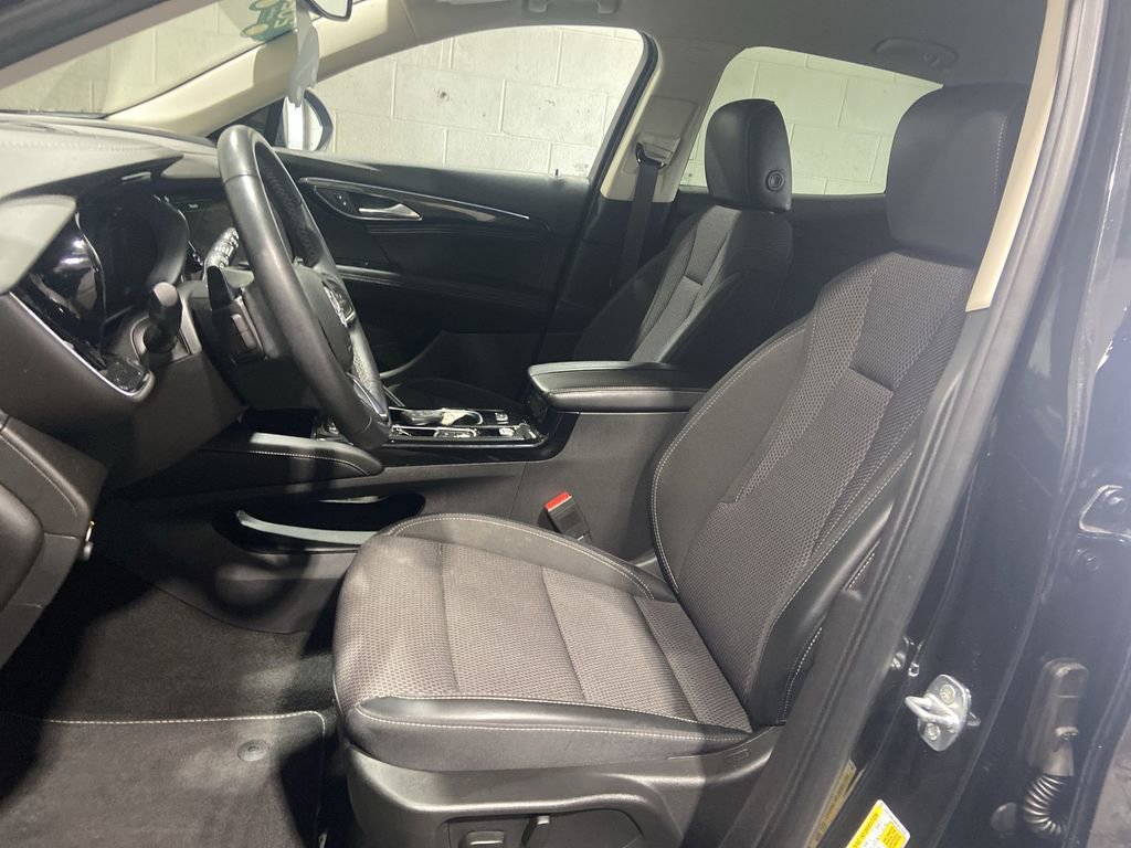 Used 2023 Buick Envision Preferred image 19