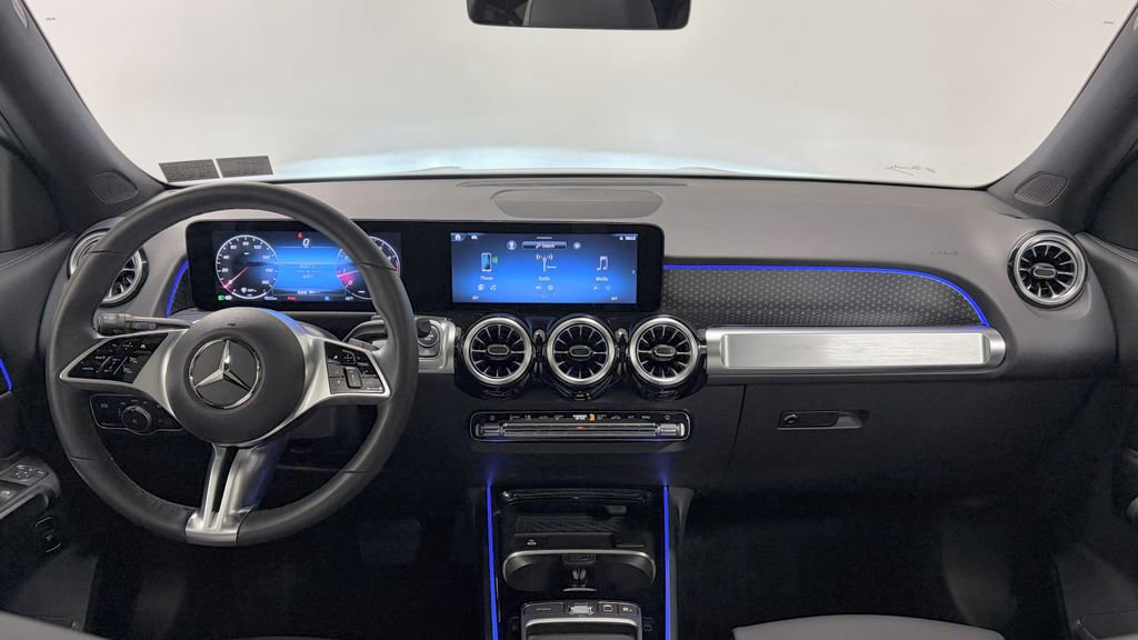 Certified 2025 Mercedes-Benz GLB 250 4MATIC image 3