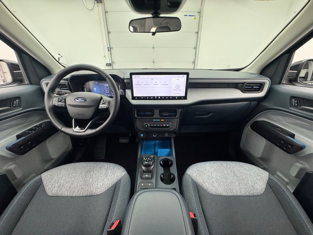 Used 2025 Ford Maverick XLT w/ XLT Luxury Package image 3