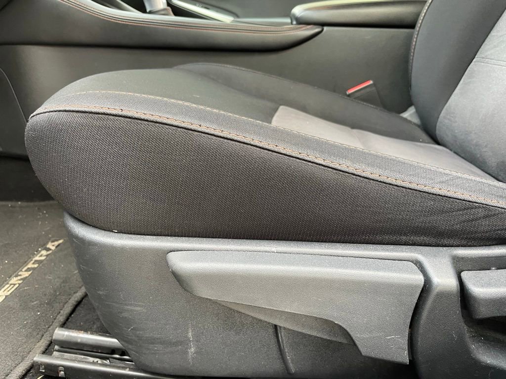 Used 2021 Nissan Sentra SR FWD image 10