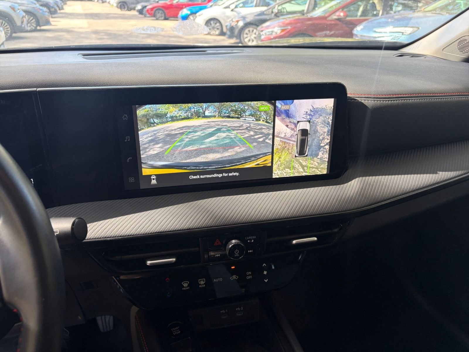 Used 2026 Nissan Kicks SR FWD image 16