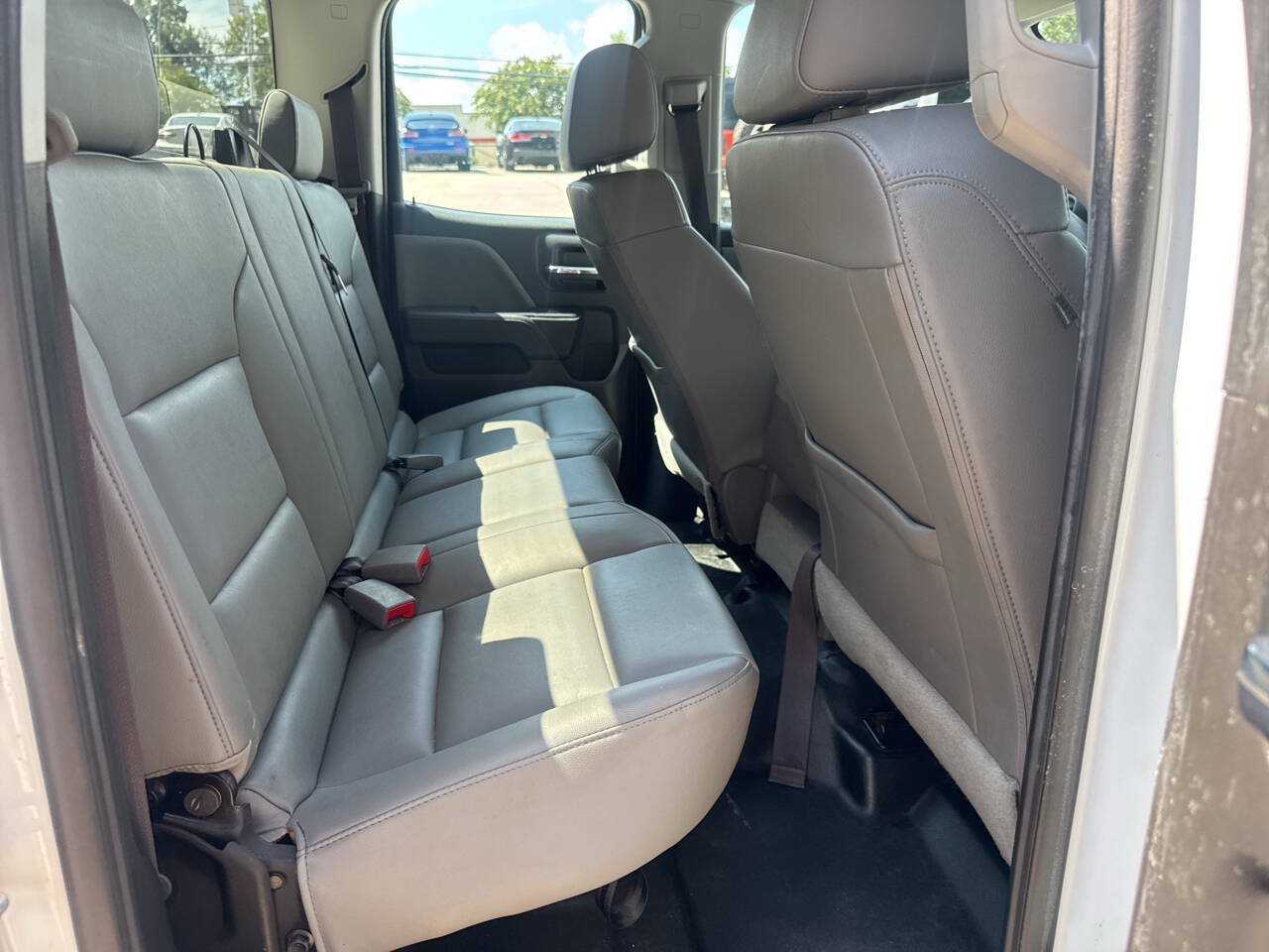 Used 2017 Chevrolet Silverado 1500 W/T RWD image 13