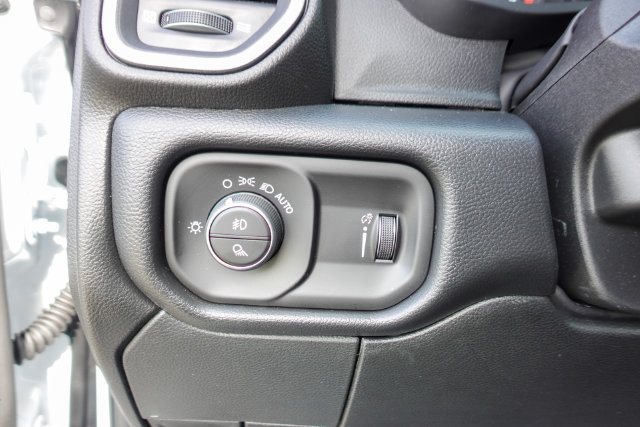 New 2026 RAM 3500 Tradesman AWD/4WD image 17