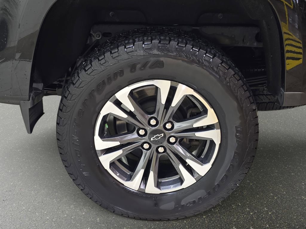Used 2021 Chevrolet Colorado Z71 w/ Safety Package AWD/4WD image 31